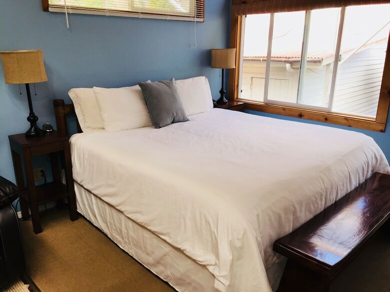 Aloha Junction Bed & Breakfast