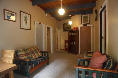 Lodge Chalet Kilauea Collection