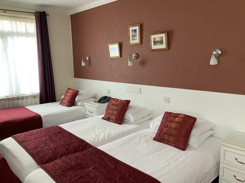 Marina Metro Hotel
