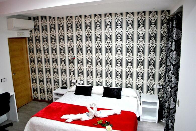 Hostal Madrid City Rooms