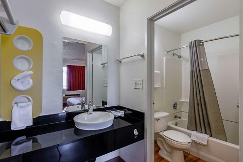 Motel 6 Modesto