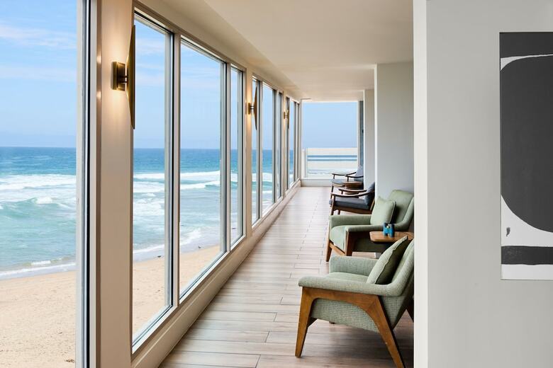 Hotel Monterey Beach Resort