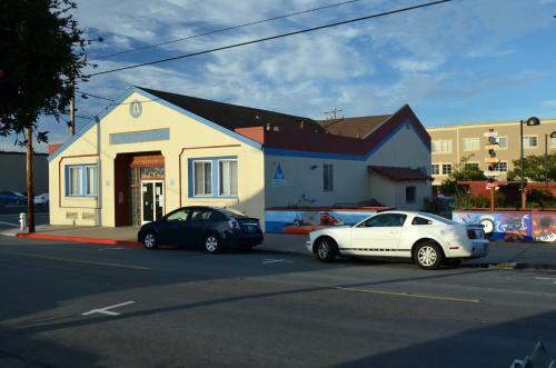 Hi - Monterey Hostel