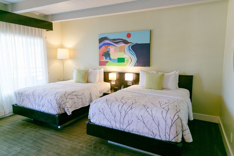 Hotel Current