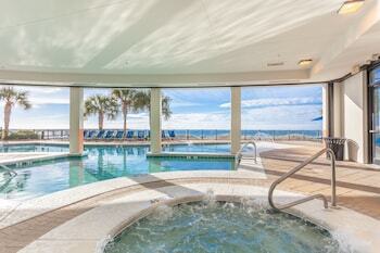 Hotel Holiday Inn Express Orange Beach - On The Beach