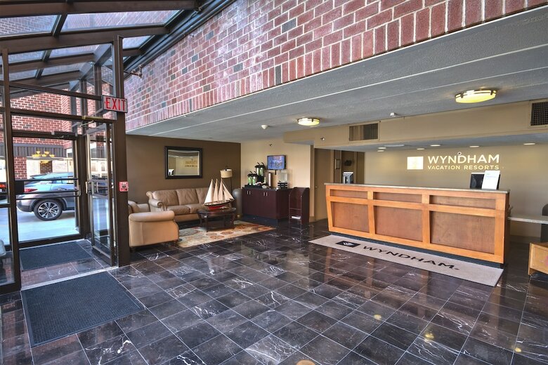 Aparthotel Wyndham Inn On The Harbor