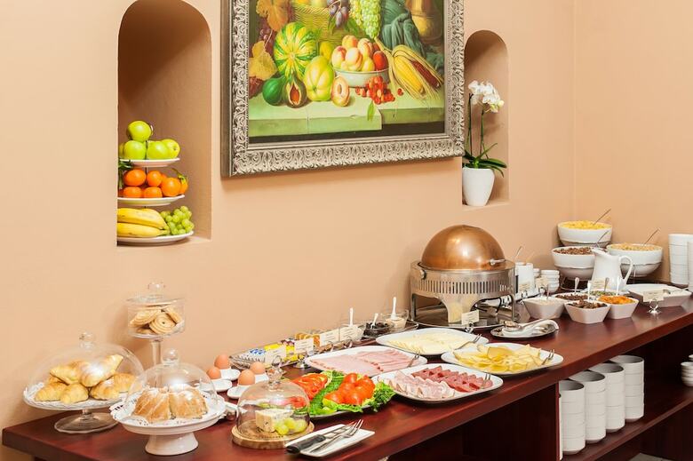 Bohemia Plaza Hotel