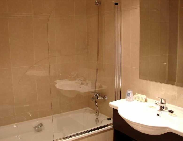 Hotel La Boro�a