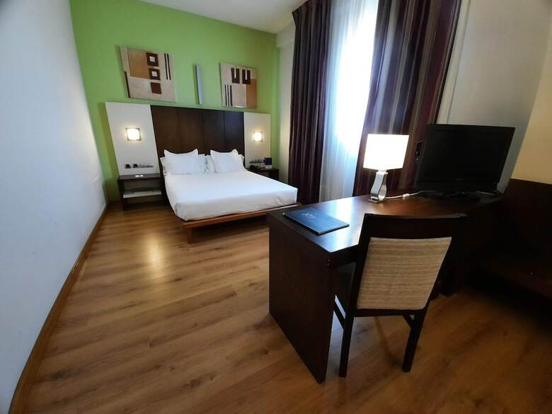 Hotel La Boro�a