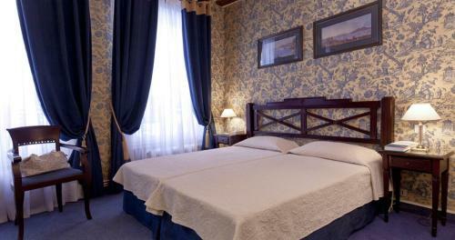 Hotel Beaubourg