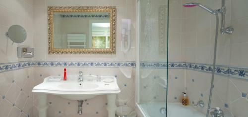 Hotel Beaubourg
