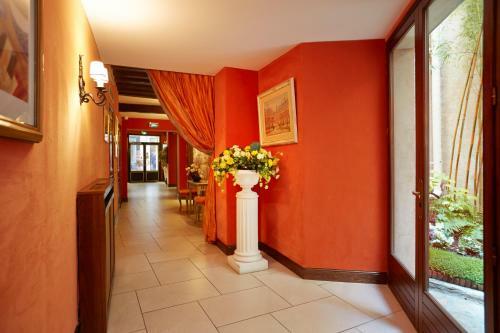 Hotel Beaubourg