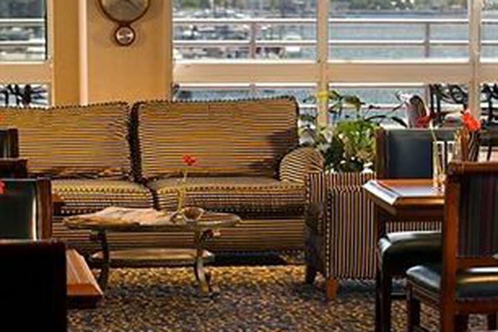 Hotel Newport Marriott