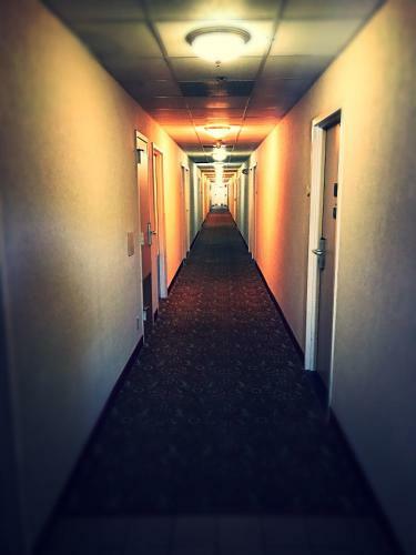 Hotel Super 8 Madison East