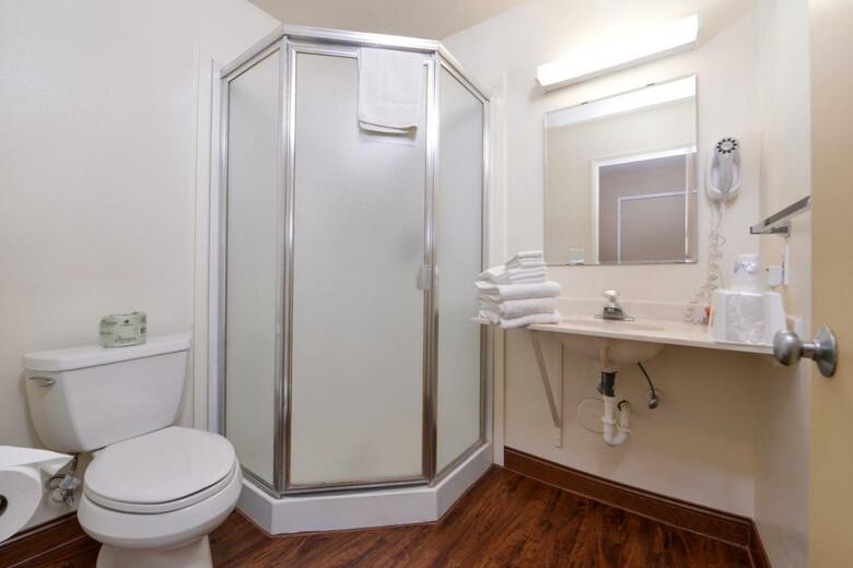 Hotel Americas Best Value Inn Madison