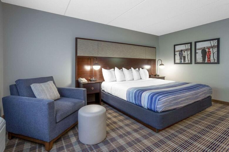 Hotel Americinn Of Madison South