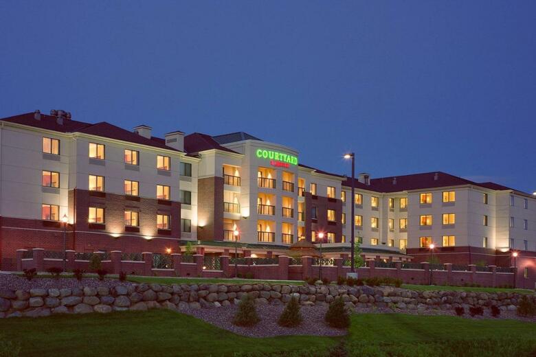 Hotel Courtyard By Marriott Madison-east