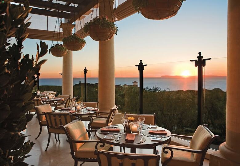 Hotel Resort At Pelican Hill