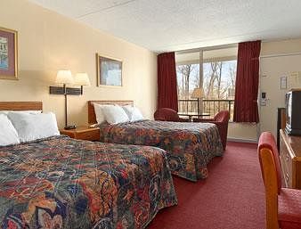 Hotel Econo Lodge Inn And Suites - Jackson