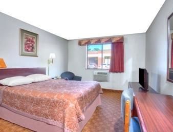 Hotel Super 8 Charlottesville