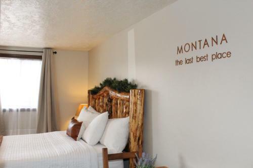 Evergreen Motel