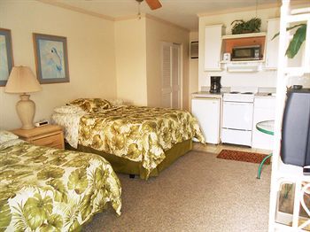 Hotel Hideaway Waterfront Resort