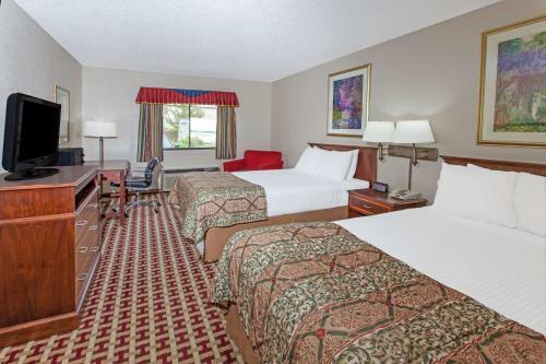 Hotel Baymont By Wyndham Smyrna