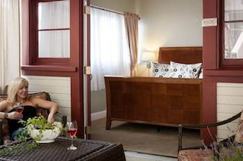 Bed & Breakfast Craftsman Inn