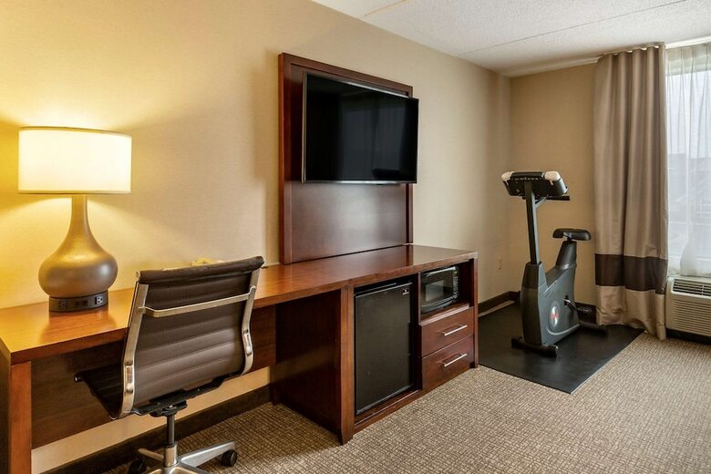 Hotel Comfort Suites Manassas