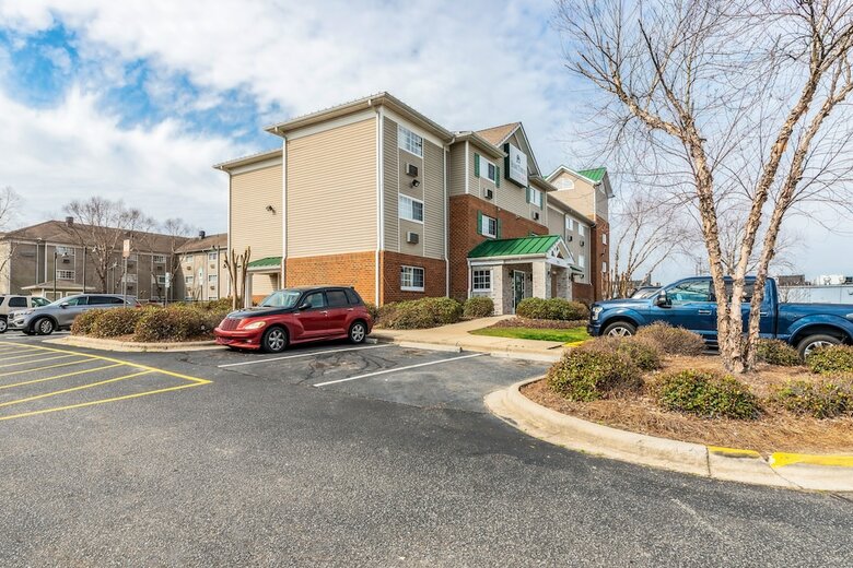 Hotel Suburban Extended Stay Concord