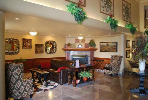 Hotel Oxford Suites Chico