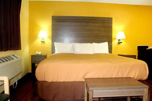 Motel Village Inn Cotulla
