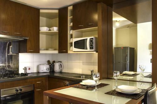 San Ignacio Suite Apartments
