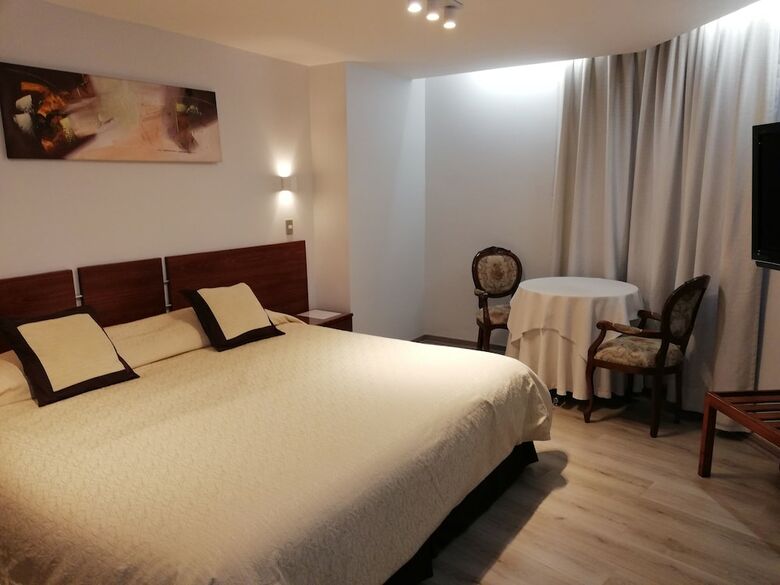 Hotel Montecarlo Santiago