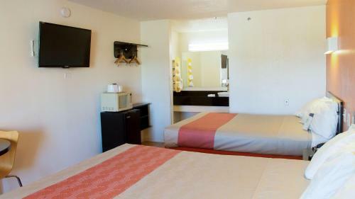 Motel 6 Cookeville