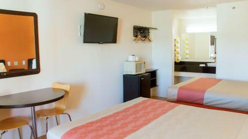 Motel 6 Cookeville