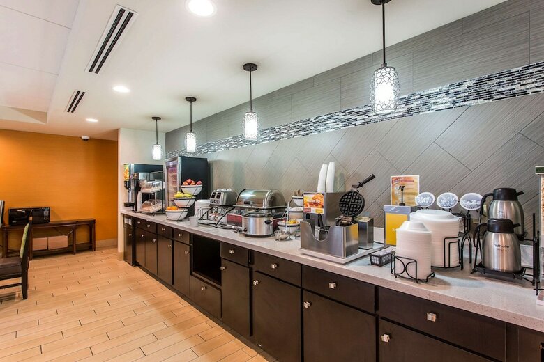 Hotel Comfort Inn & Suites Cookeville