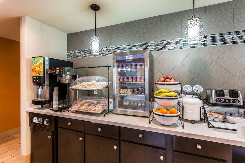 Hotel Comfort Inn & Suites Cookeville