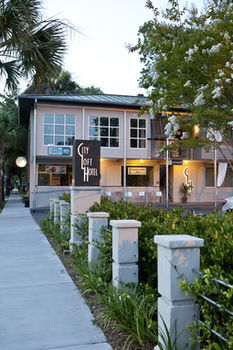 City Loft Hotel
