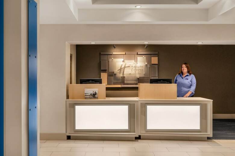 Holiday Inn Express Hotel & Suites Mcalester