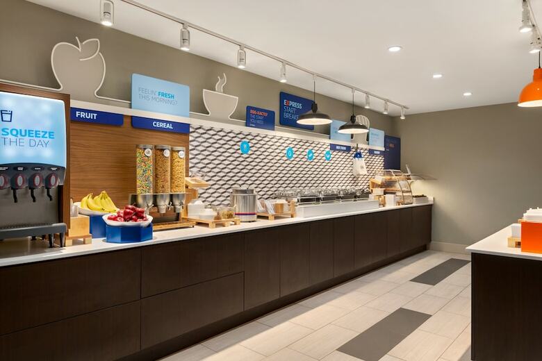 Holiday Inn Express Hotel & Suites Mcalester
