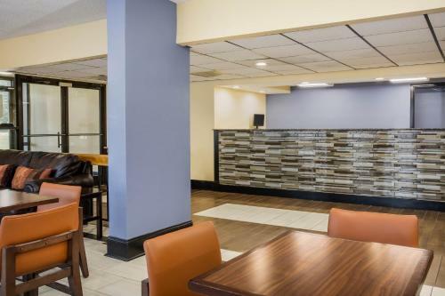Motel Days Inn - Wilson