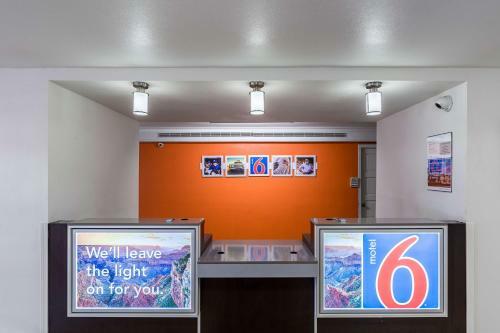 Motel 6 Baytown West - Garth Road