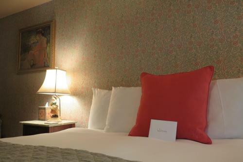 Bed & Breakfast Calderwood Inn