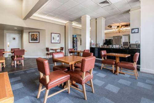 Hotel Clarion Inn