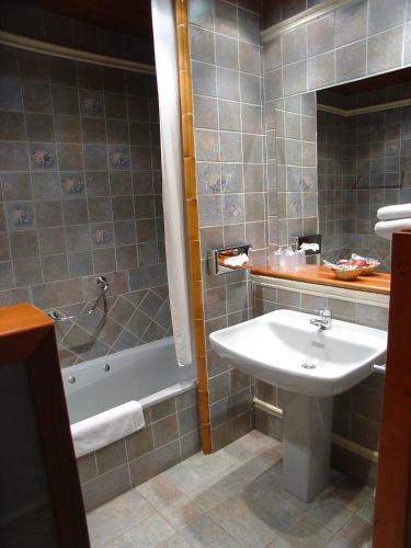 Hotel Mas De La Sala