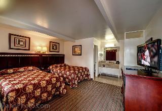 Motel Whispering Palms Inn