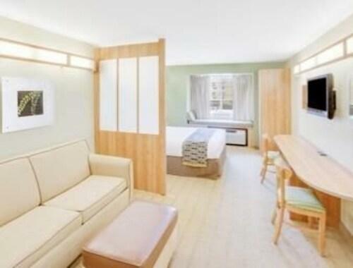 Hotel Microtel Inn & Suites By Wyndham Saraland