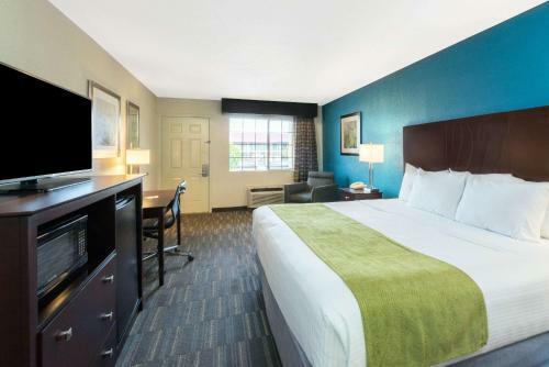 Motel Days Inn Snyder