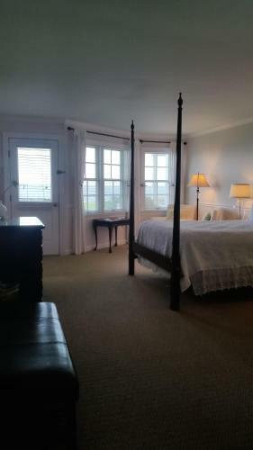 Bed & Breakfast Wades Point Inn On The Bay